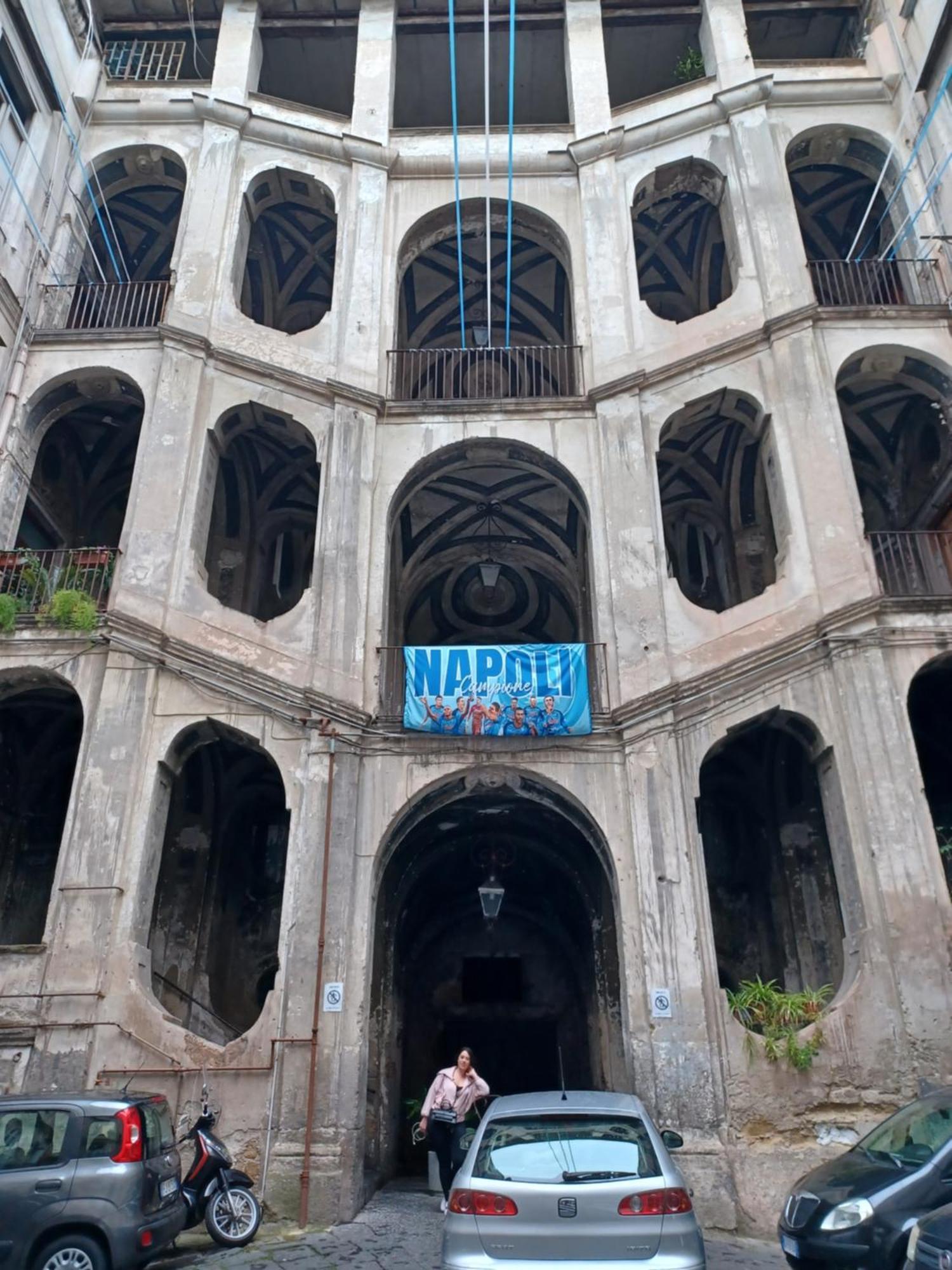 Domus Duomo B&B Napoli Exterior foto